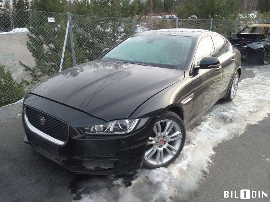 Jaguar XE 2015-->> , Motorkode: 204DTA, Girkassekode: 