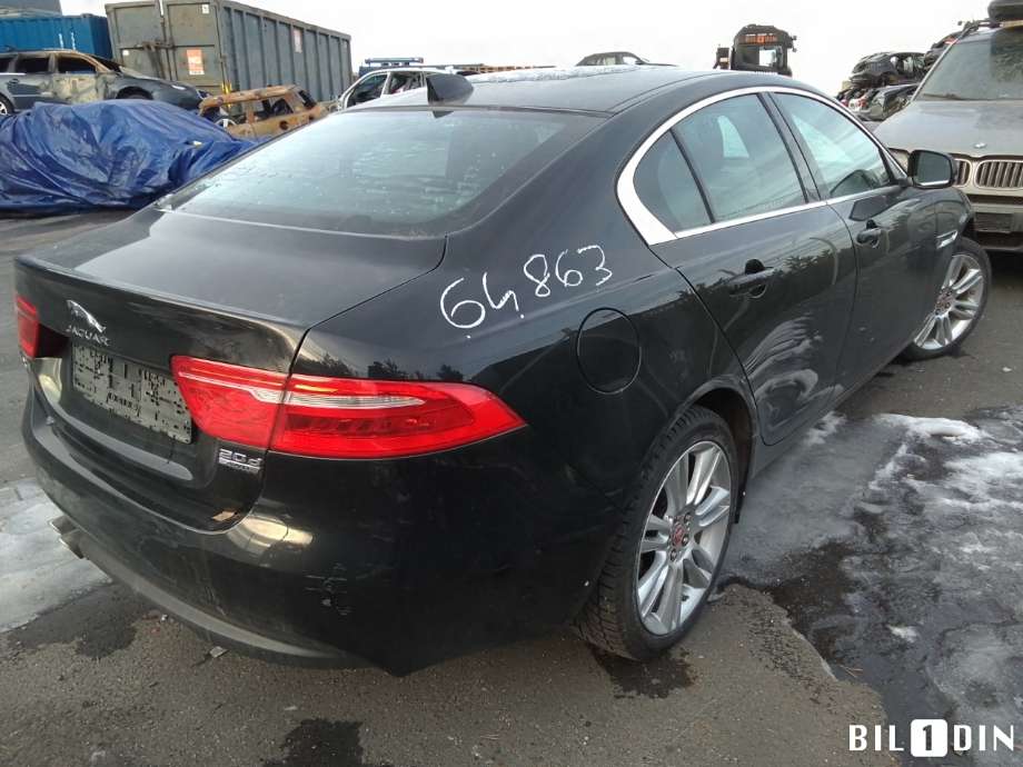 Jaguar XE 2015-->> , Motorkode: 204DTA, Girkassekode: 