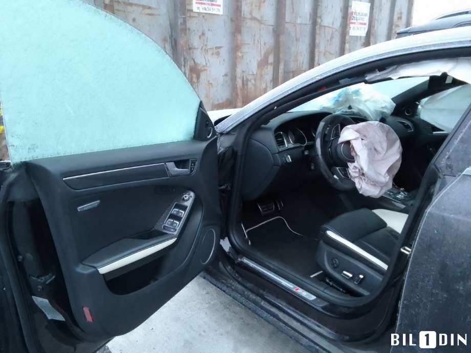 Audi A5 2007-2016 (Type I) , Motorkode: CGWC, Girkassekode: 