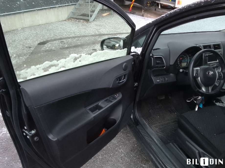 Toyota Verso-S 2011-2015 (COMBI) (COMBI), Motorkode: 1NR-FE, Girkassekode: 