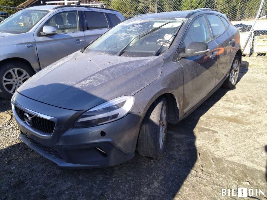 Volvo V40 2012-2019 , Motorkode: B4204T37, Girkassekode: 