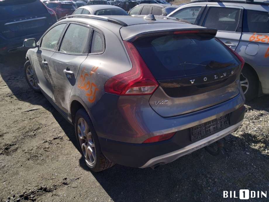 Volvo V40 2012-2019 , Motorkode: B4204T37, Girkassekode: 