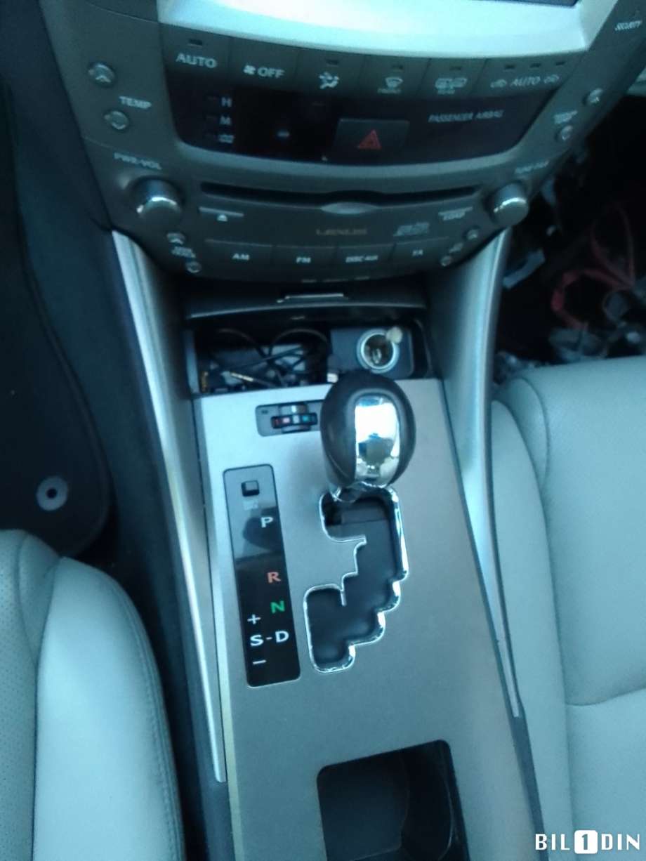 Lexus IS 2006-2013 (Type II) (XE20) (XE20), Motorkode: 4GR-FSE, Girkassekode: 