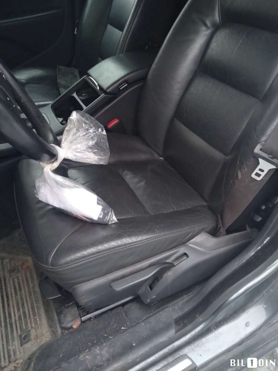 Volvo V70 2007-2013 (Type III, Fase 1) , Motorkode: D5244T5, Girkassekode: 
