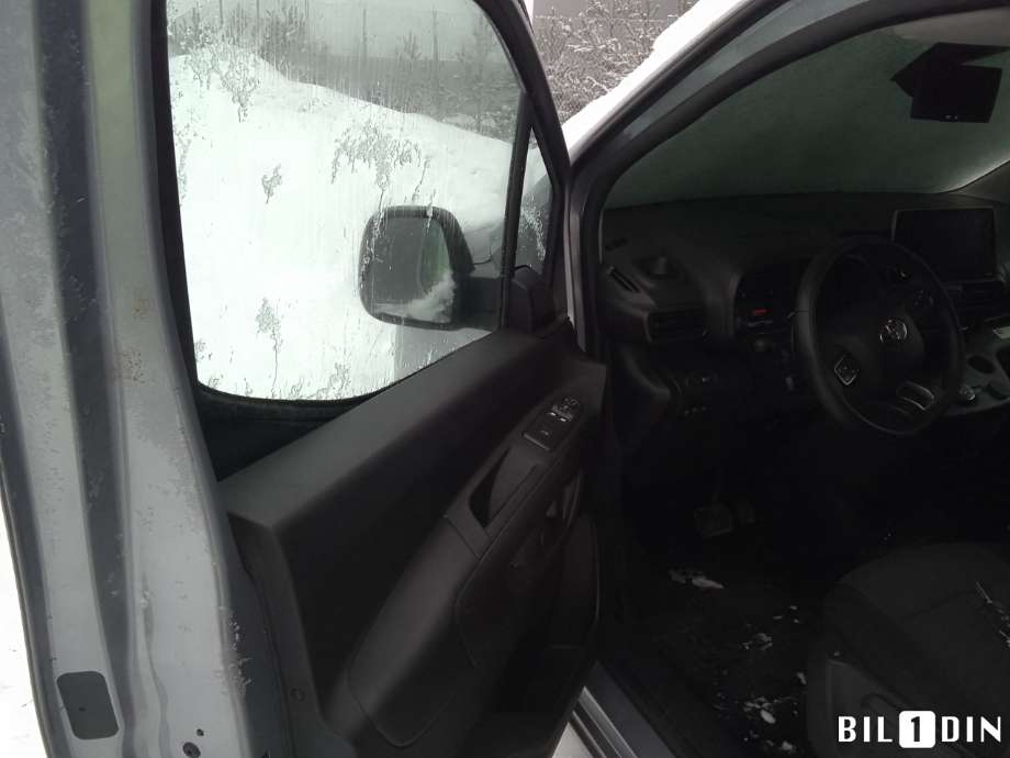 Toyota Proace 2016-->> (Type II) , Motorkode: DV5RC, Girkassekode: 