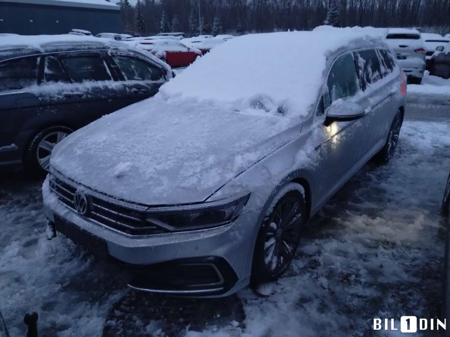 VW Passat 2015-2019 (Fase 1) (B8) (B8), Motorkode: DGEB, Girkassekode: 