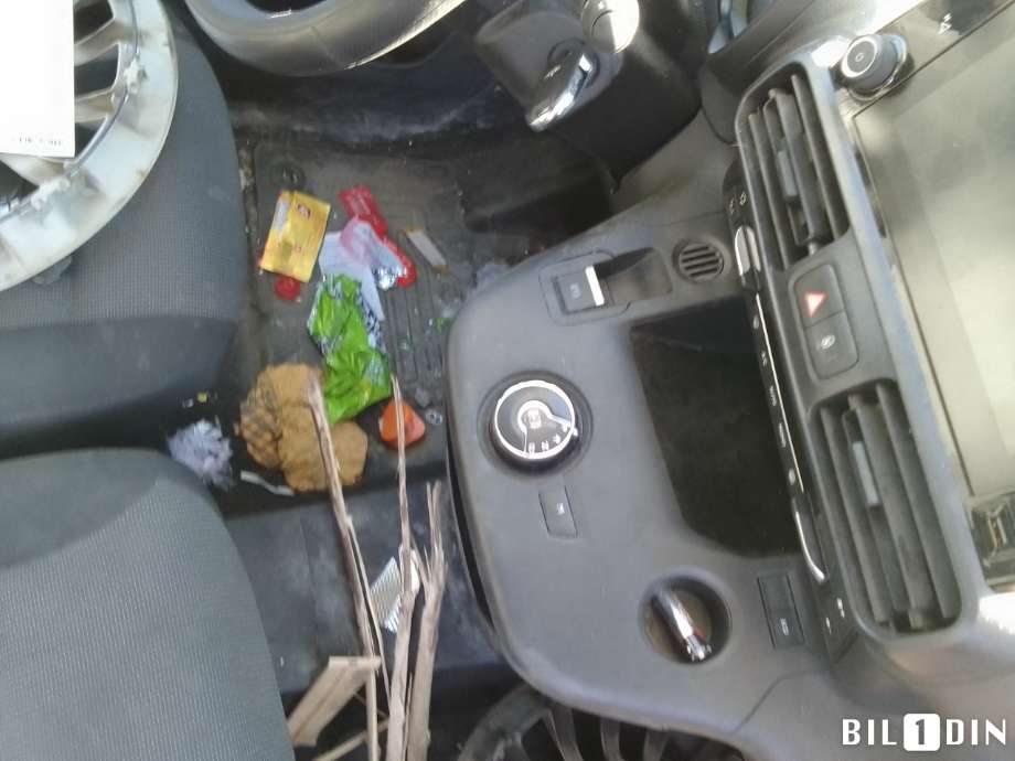 Toyota Proace 2016-->> (Type II) , Motorkode: DV5RC, Girkassekode: 