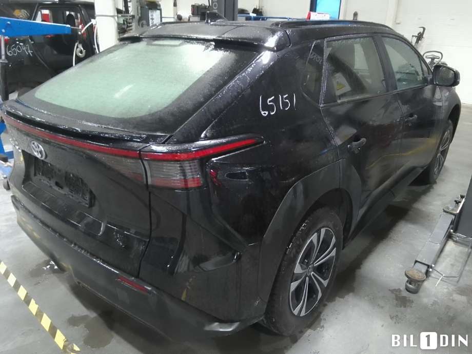 Toyota bZ4X 2022-->> , Motorkode: , Girkassekode: