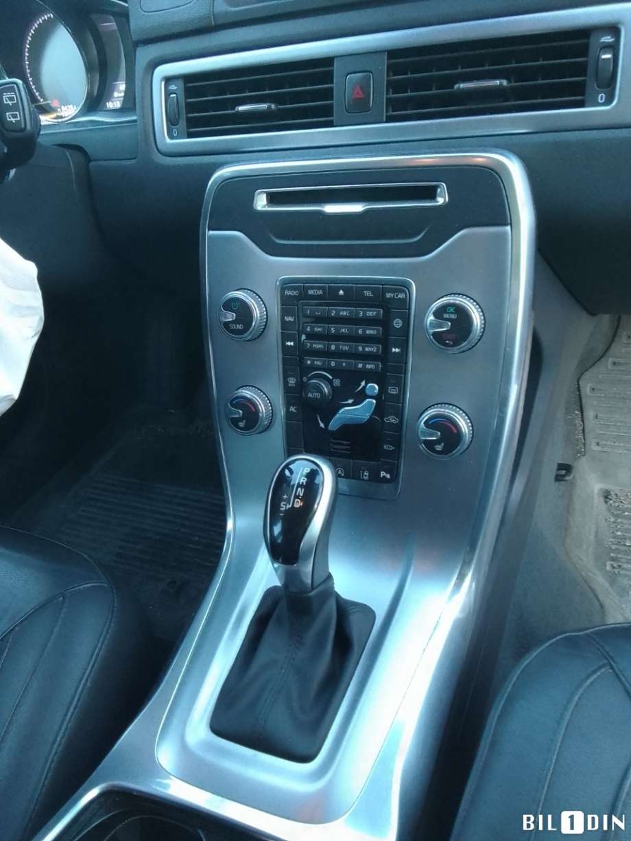 Volvo V70 2014-2016 (Type III, Fase 2) , Motorkode: D4204T20, Girkassekode: