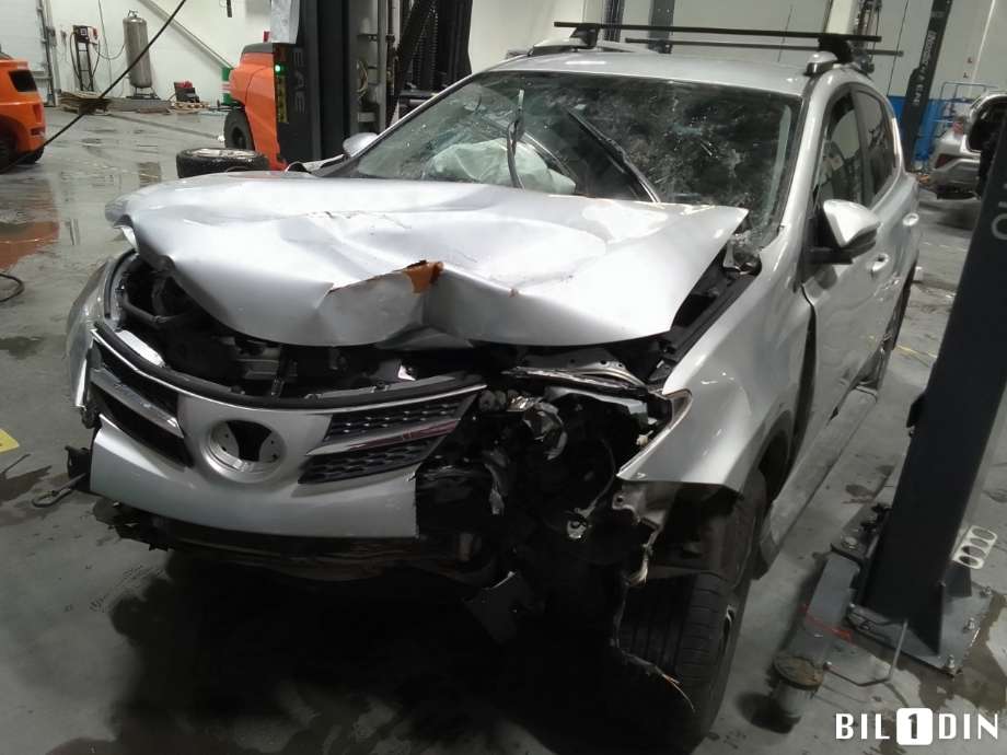 Toyota RAV4 2013-2015 (Type IV, Fase 1) , Motorkode: 1AD-FTV, Girkassekode: 