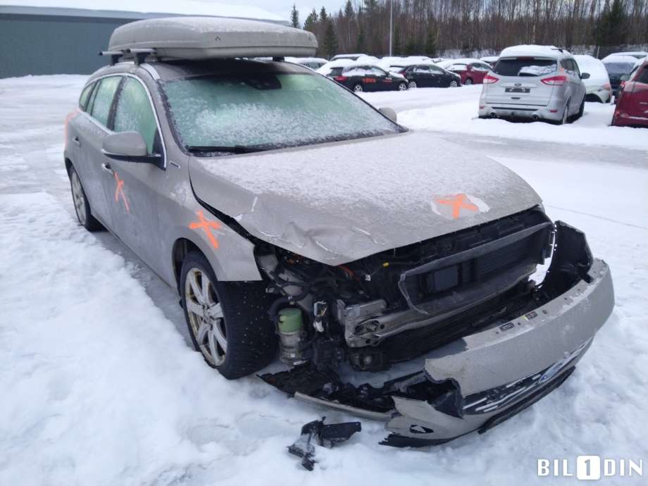 Volvo V60/V60 CC 2013-2018 (Type I, Fase 2) , Motorkode: D87PHEV, Girkassekode: 