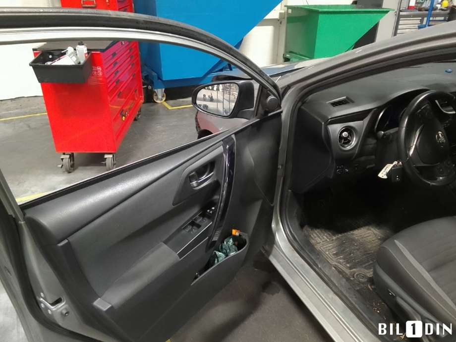 Toyota Auris 2015-2019 (Type II, Fase 2) , Motorkode: 2ZR-FXE, Girkassekode: