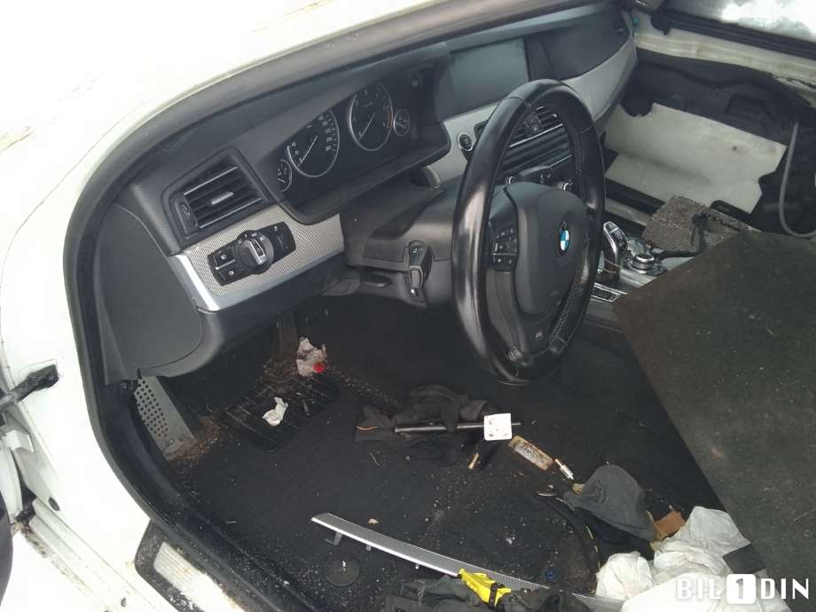 BMW 5-Serie 2010-2017 (F10/F11) (F10/F11), Motorkode: N47-D20C, Girkassekode: 