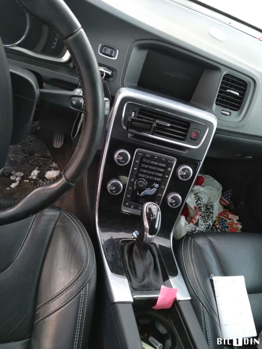 Volvo V60/V60 CC 2013-2018 (Type I, Fase 2) , Motorkode: D4204T20, Girkassekode: 