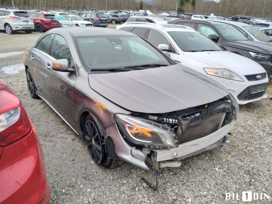 Mercedes CLA 2013-2019 (C117) (C117), Motorkode: M270.910, Girkassekode: 
