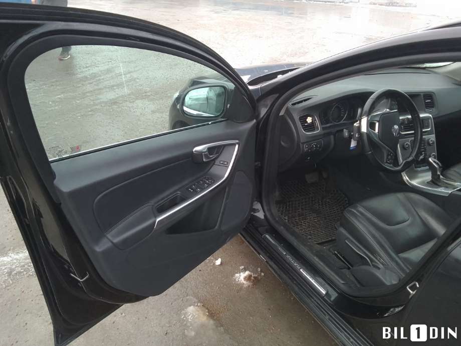 Volvo V60/V60 CC 2013-2018 (Type I, Fase 2) , Motorkode: D4162T, Girkassekode: 