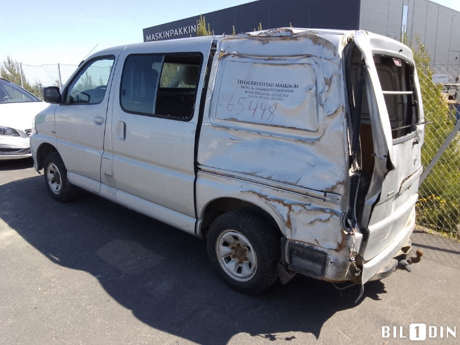 Toyota Hiace 2007-2012 (Fase 3) , Motorkode: 2KD-FTV, Girkassekode: 
