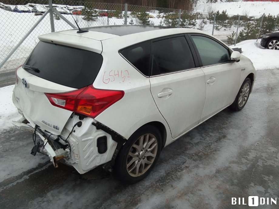 Toyota Auris 2013-2015 (Type II, Fase 1) , Motorkode: 2ZR-FXE, Girkassekode: 