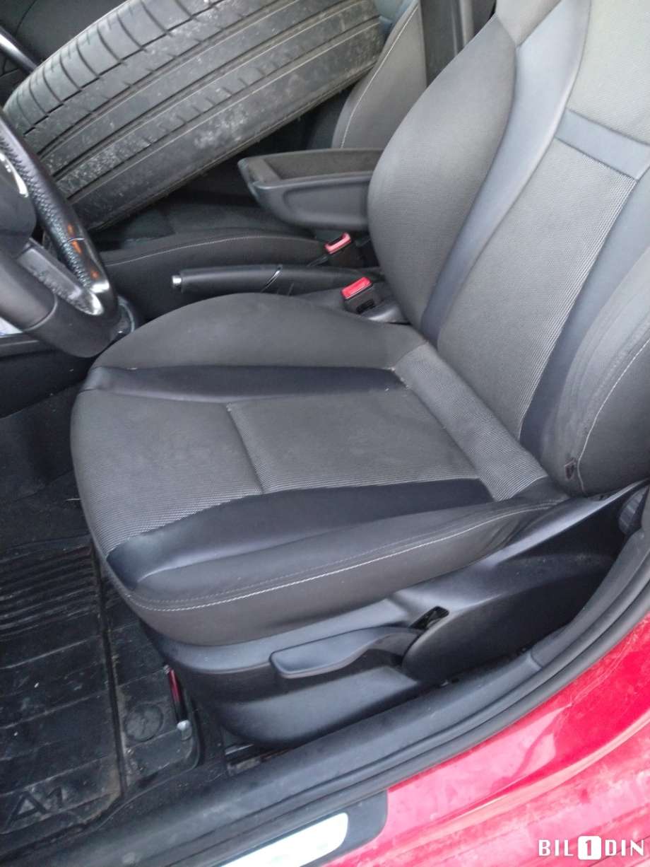Audi A1 2010-2014 (Type I, Fase 1) , Motorkode: CAYB, Girkassekode:
