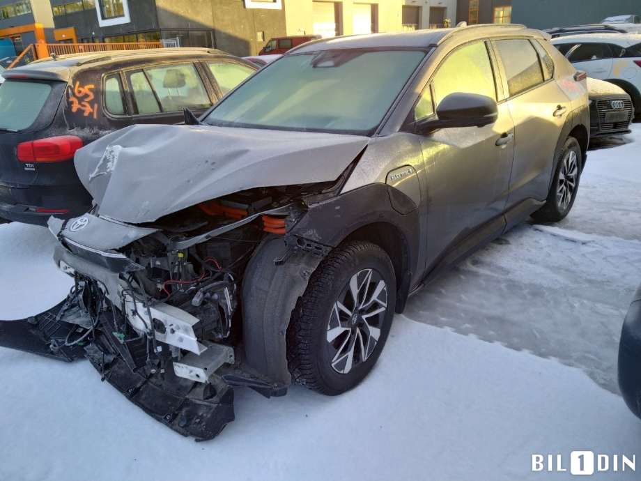 Toyota bZ4X 2022-->> , Motorkode: , Girkassekode: 