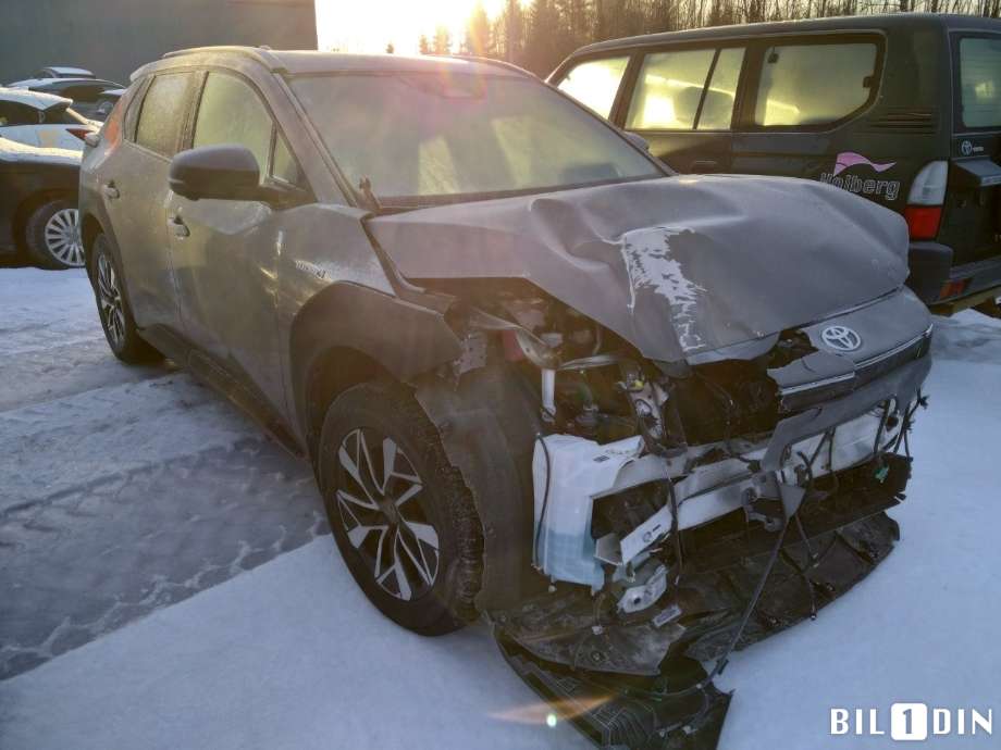 Toyota bZ4X 2022-->> , Motorkode: , Girkassekode: 