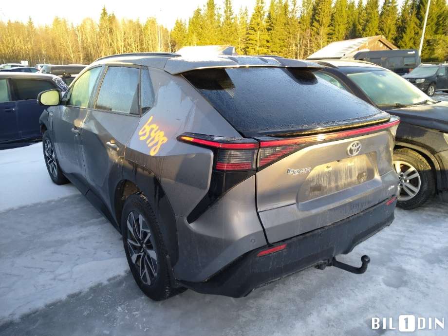 Toyota bZ4X 2022-->> , Motorkode: , Girkassekode: 