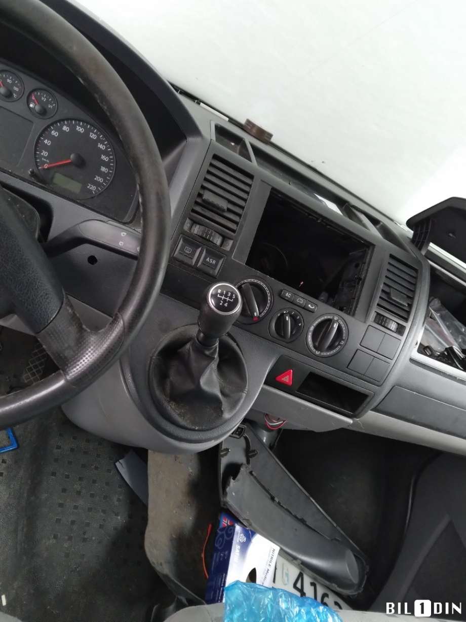 VW Transporter / Caravelle 2003-2009 (Fase 1) (T5) (T5), Motorkode: AXB, Girkassekode: 