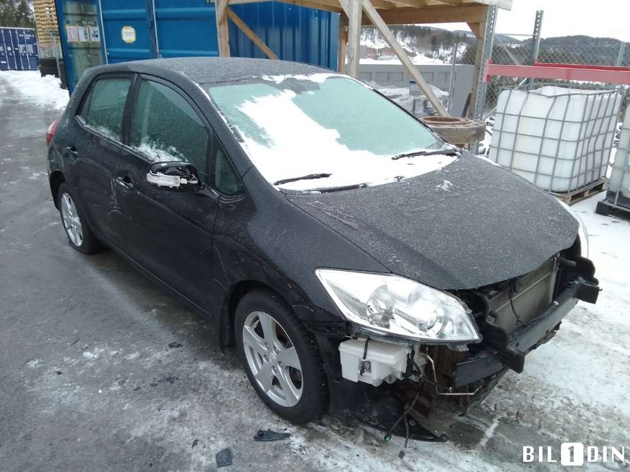 Toyota Auris 2010-2012 (Type I, Fase 2) , Motorkode: 2ZR-FXE, Girkassekode: 