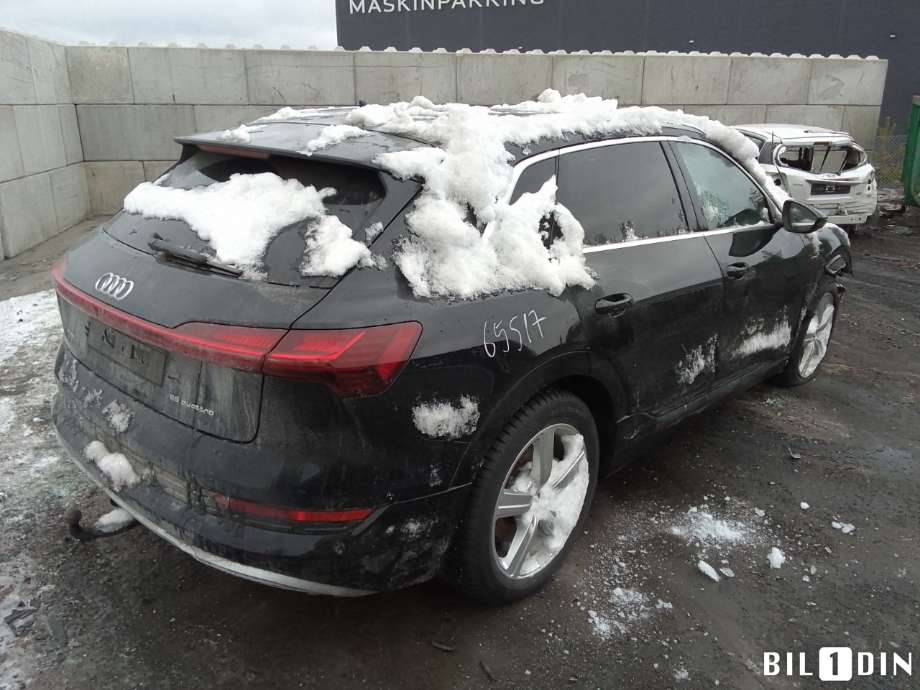 Audi e-tron 2018-->> , Motorkode: BM1J, Girkassekode: