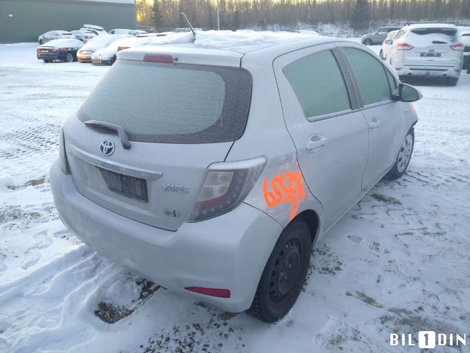 Toyota Yaris 2012-2014 (Type III, Fase 1) , Motorkode: 1NZ-FXE, Girkassekode: 