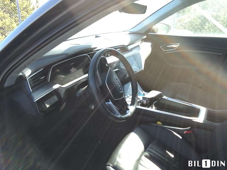 Audi e-tron 2018-->> , Motorkode: BM2R, Girkassekode: 