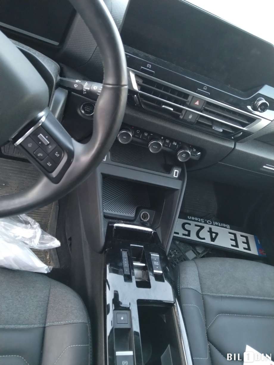 Citroën C4, Spacetourer 2019-->> , Motorkode: ZKX, Girkassekode: 