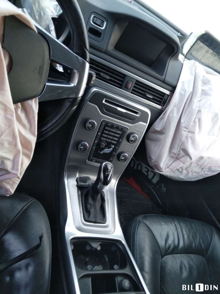 Volvo XC70 2014-2016 (Type II, Fase 2) , Motorkode: D5244T12, Girkassekode: 