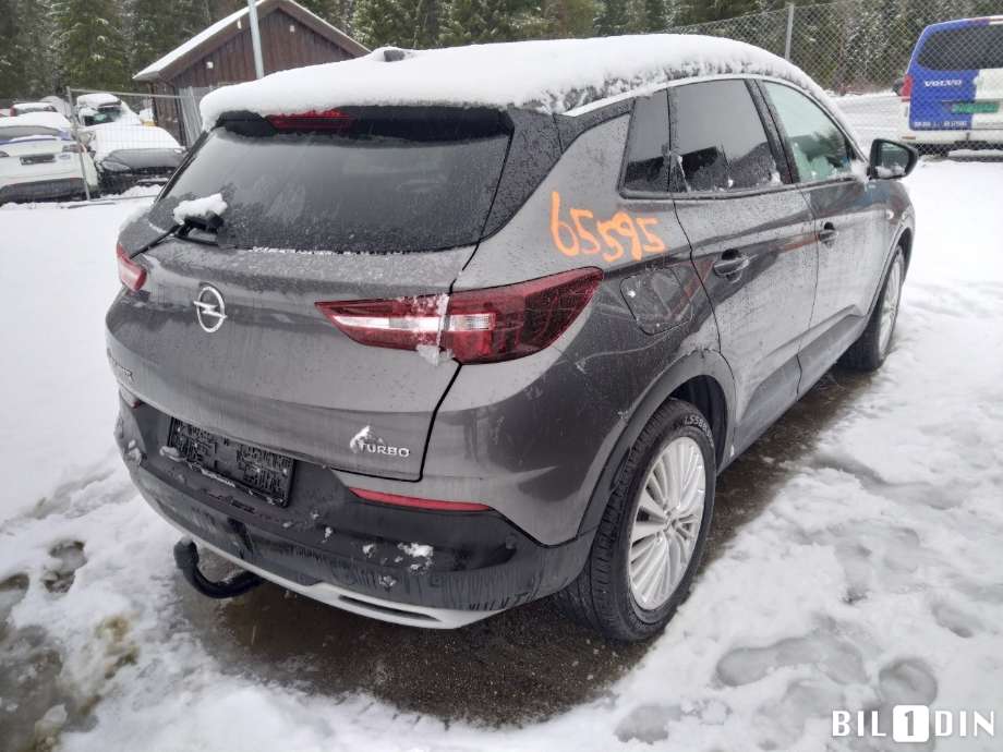 Opel Grandland X 2017-->> , Motorkode: B12XHT, Girkassekode:
