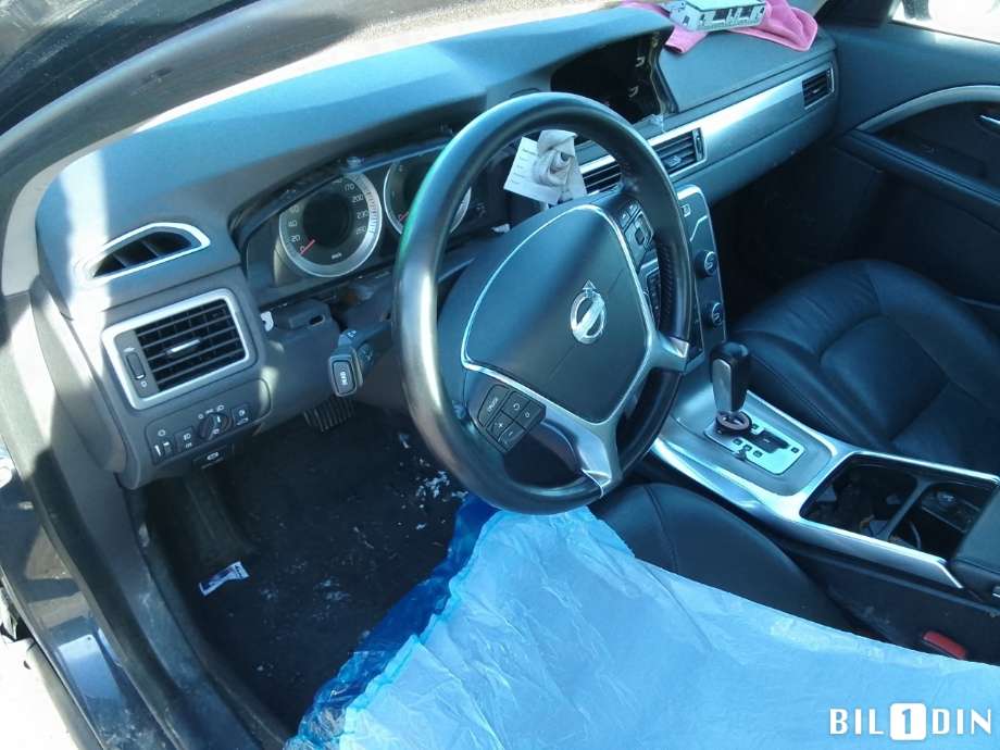 Volvo V70 2007-2013 (Type III, Fase 1) , Motorkode: D5204T3, Girkassekode: 