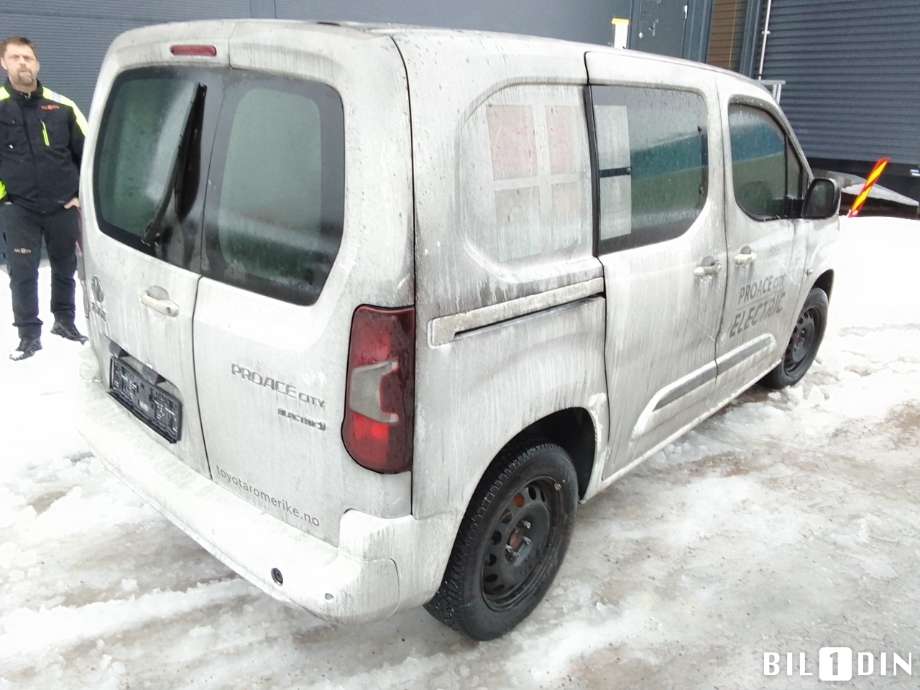 Toyota Proace City 2020-->> , Motorkode: , Girkassekode: 