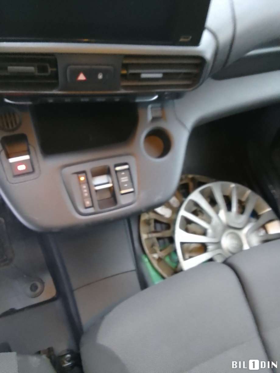 Toyota Proace City 2020-->> , Motorkode: , Girkassekode: 