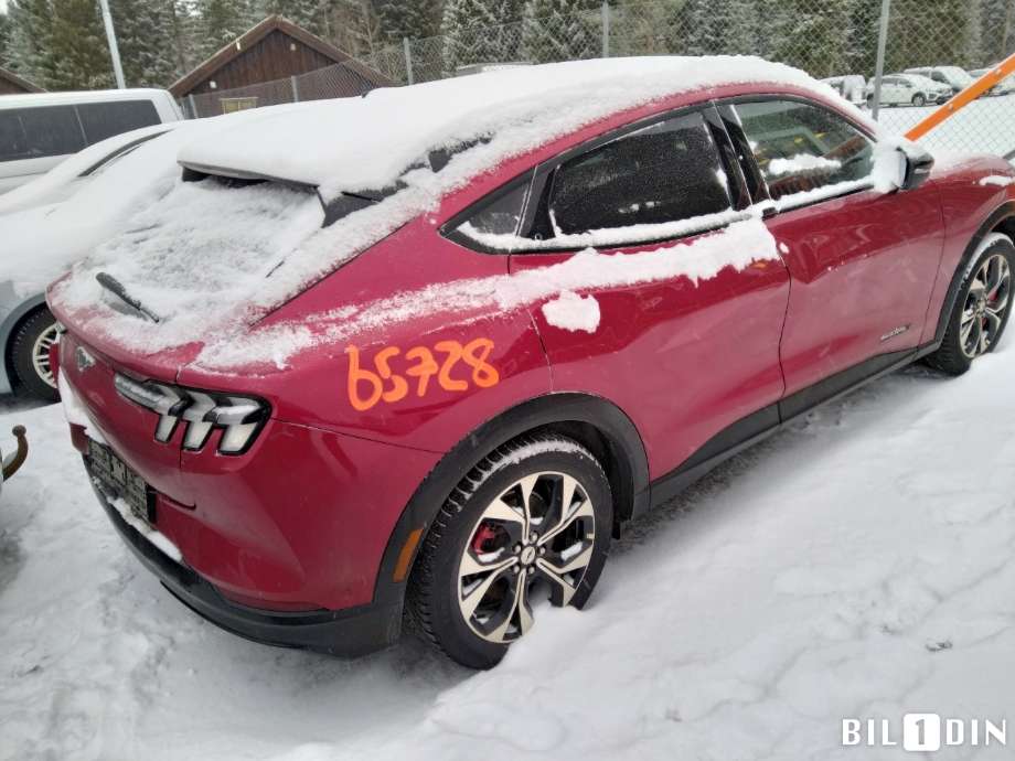 Ford Mustang Mach-e 2020-->> , Motorkode: U, Girkassekode: 