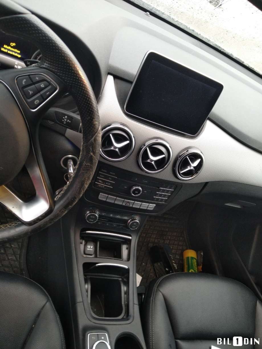 Mercedes B-Klasse 2011-2018 (W246) (W246), Motorkode: EM780.990, Girkassekode: 