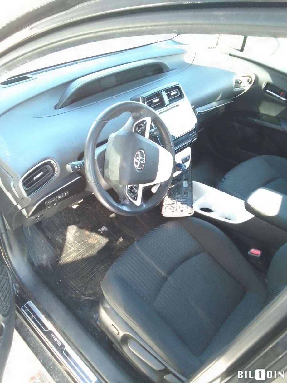 Toyota Prius 2016-2023 (Type IV) (combi) (combi), Motorkode: 2ZR-FXE, Girkassekode: