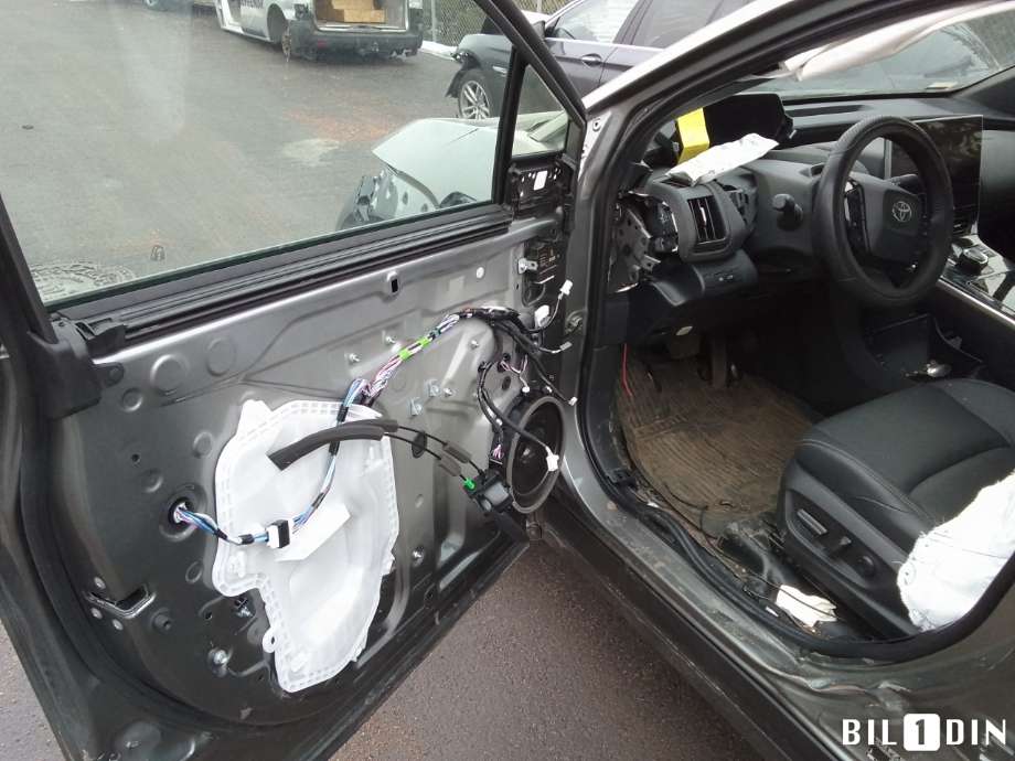 Toyota bZ4X 2022-->> , Motorkode: , Girkassekode: 