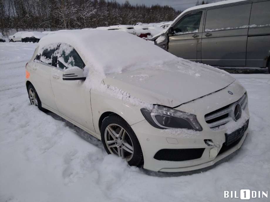 Mercedes A-Klasse 2012-2018 (W176) (W176), Motorkode: M270.910, Girkassekode: 