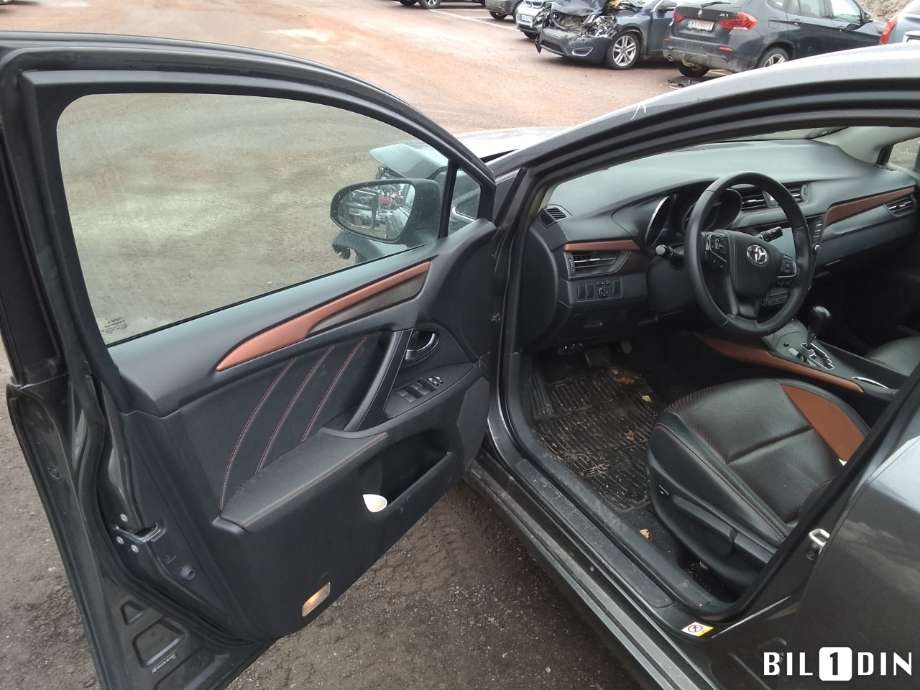 Toyota Avensis 2015-2019 (Type III, Fase 2) , Motorkode: 2ZR-FAE, Girkassekode: 