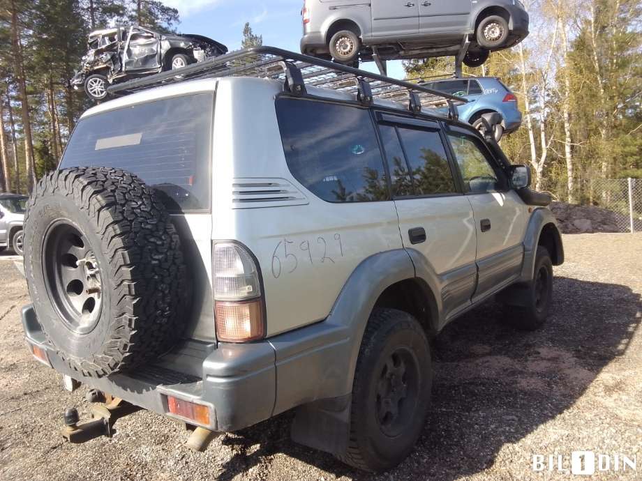 Toyota Land Cruiser 100 1998-2007 , Motorkode: 1KZ-TE, Girkassekode: 