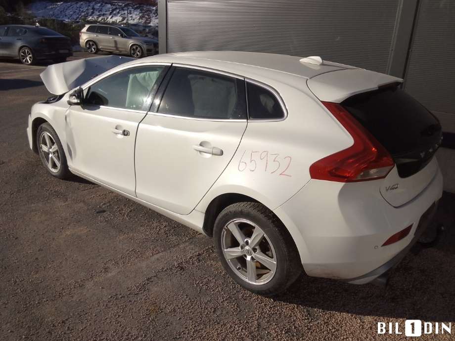 Volvo V40 2012-2019 , Motorkode: B4154T5, Girkassekode: 