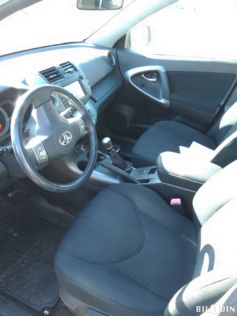 Toyota RAV4 2006-2009 (Type III, Fase 1) , Motorkode: 2AD-FTV, Girkassekode: 