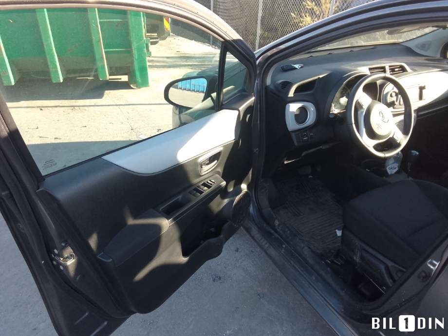 Toyota Yaris 2012-2014 (Type III, Fase 1) , Motorkode: 1NZ-FXE, Girkassekode: 