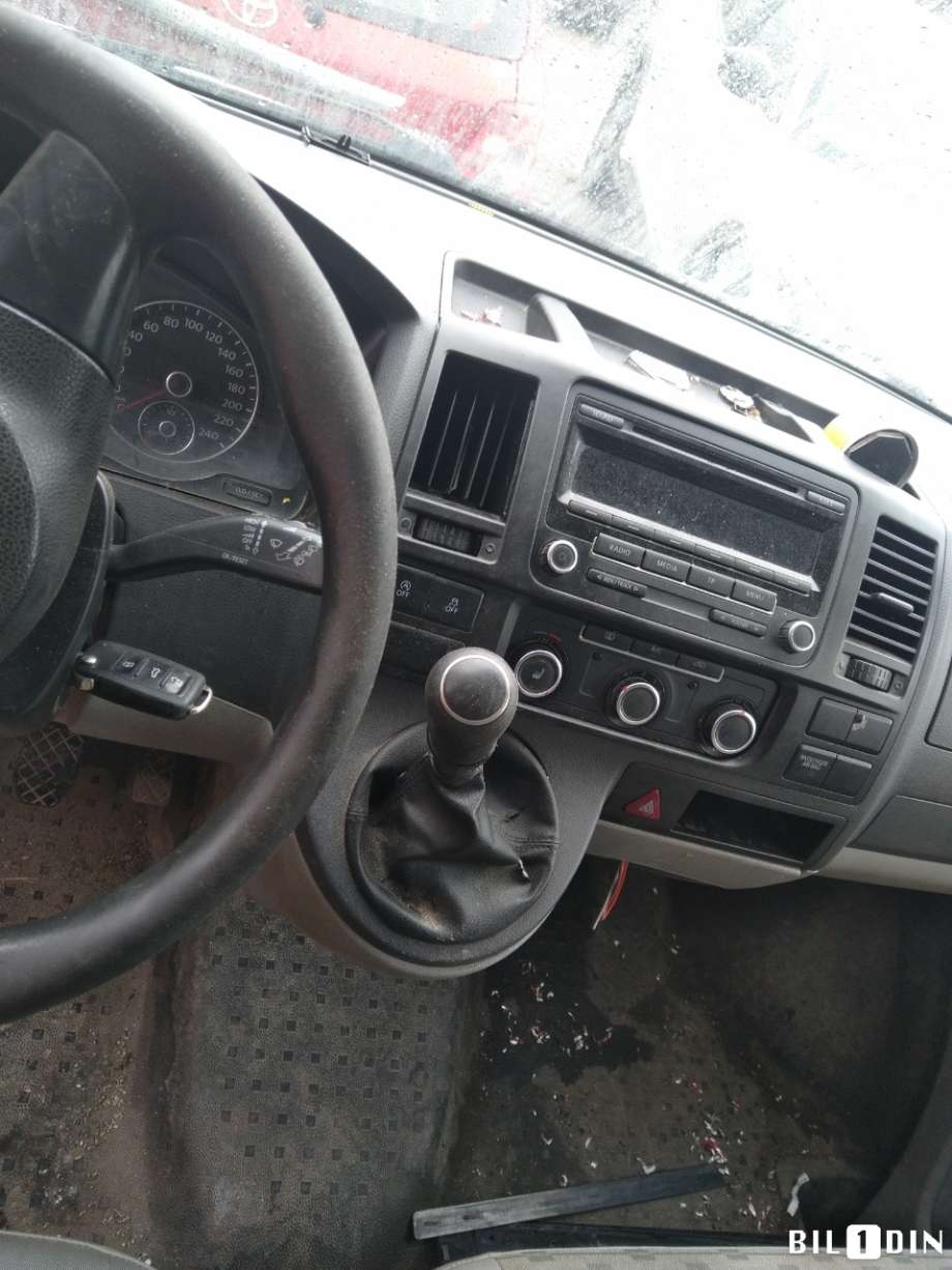 VW Transporter / Caravelle 2009-2015 (Fase 2) (T5) (T5), Motorkode: CAAC, Girkassekode: 