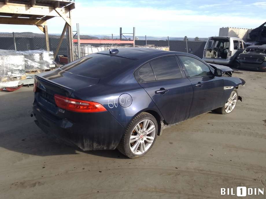 Jaguar XE 2015-->> , Motorkode: 204DTA, Girkassekode: