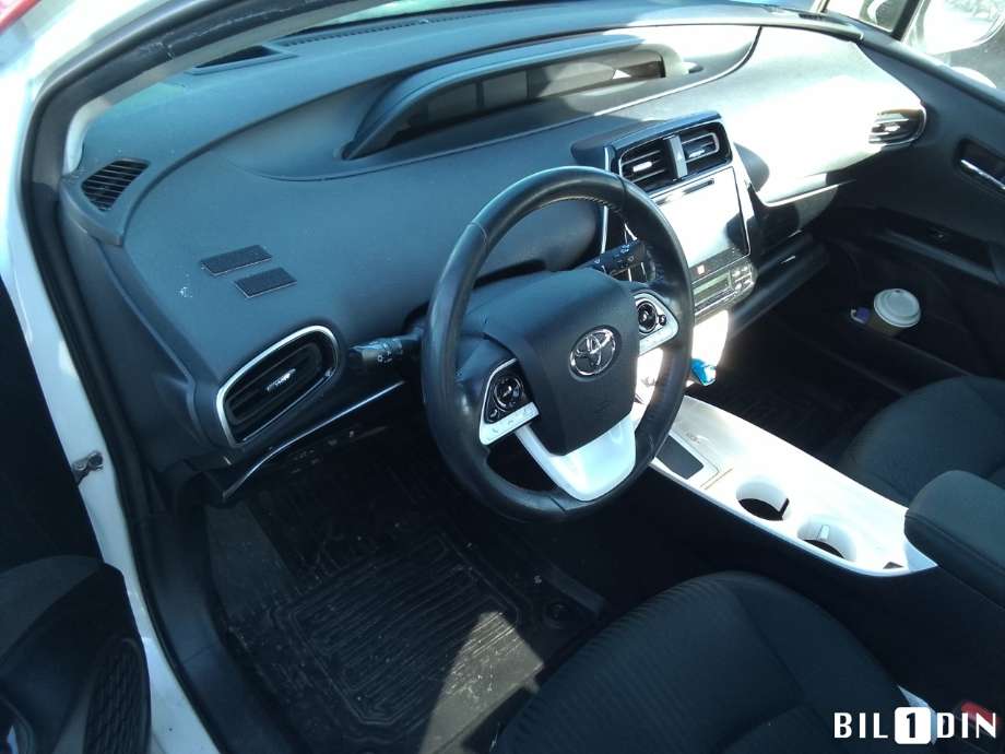 Toyota Prius 2016-2023 (Type IV) (combi) (combi), Motorkode: 2ZR-FXE, Girkassekode: 